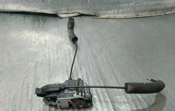 Renault Laguna III Rear door lock