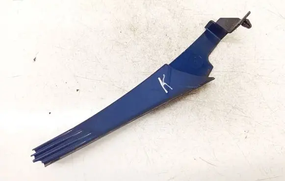 Opel Astra H Fender end trim 13192139
