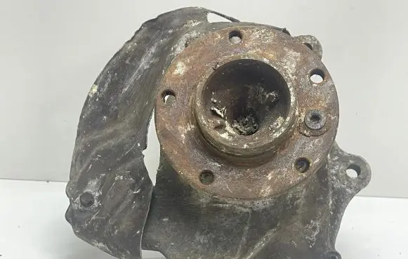 BMW 5 E60 E61 Front wheel hub
