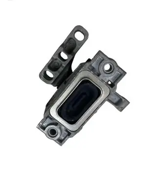 Volkswagen Tiguan Engine mount bracket 5N0199262K