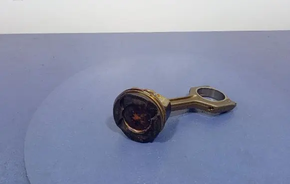 BMW M2 F87 Piston 7846593