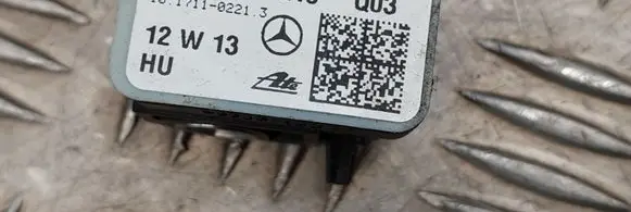 Mercedes-Benz CLS C218 X218 Airbag deployment crash/impact sensor A0055421218