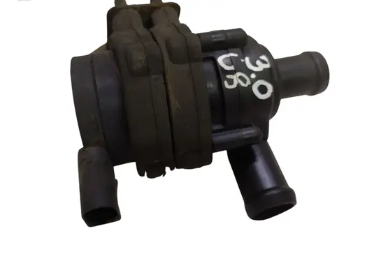Audi Q7 4L Electric auxiliary coolant/water pump