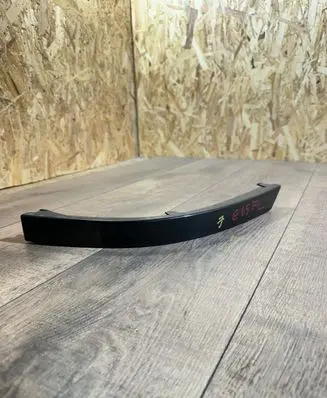 Rear/tail light trim molding