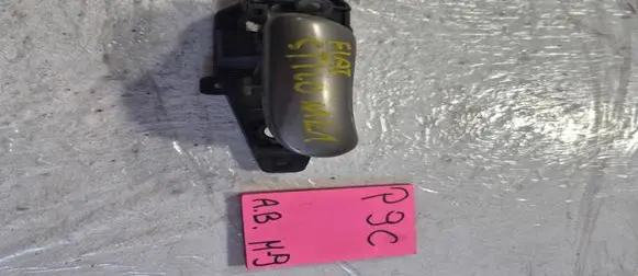 Fiat Stilo Front door interior handle 
