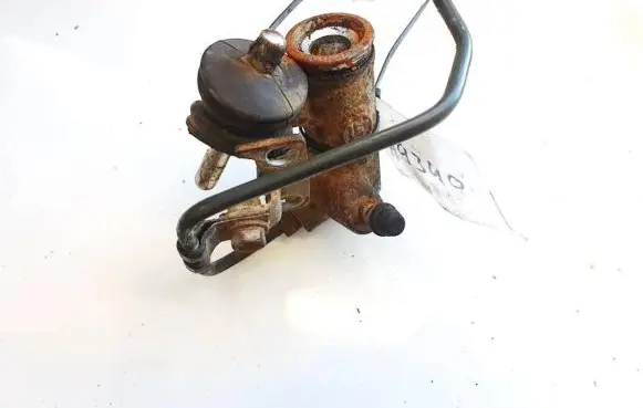 Toyota Avensis T220 Clutch master cylinder