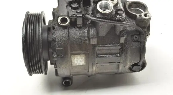 Audi Q7 4L Air conditioning (A/C) compressor (pump) 7L6820803K