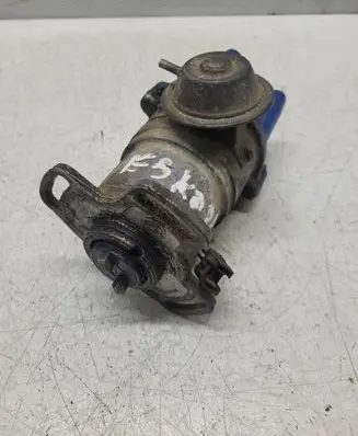 Ford Escort Spark distributor 0237600015