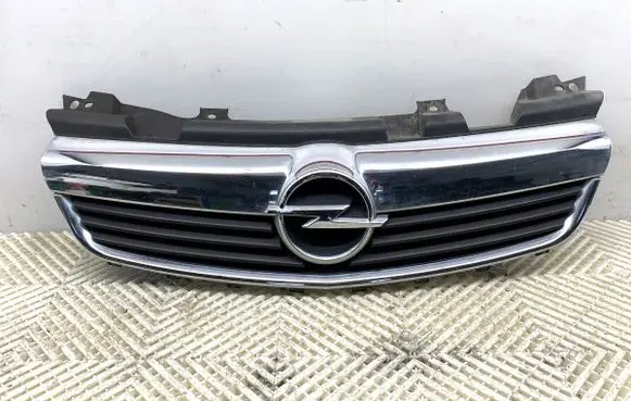Opel Zafira B Front grill 13157590