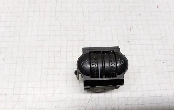 Volkswagen PASSAT B5.5 Headlight level height control switch 3B0941333C
