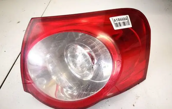 Volkswagen PASSAT B6 Rear/tail lights 3c9945096n