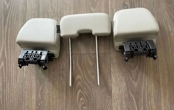 Volvo XC40 Front seat headrest BQ8AA