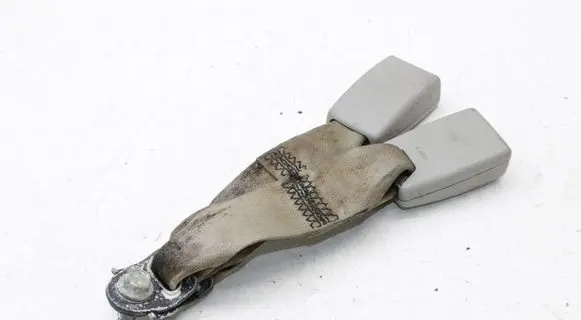 Mazda CX-7 Rear seatbelt buckle