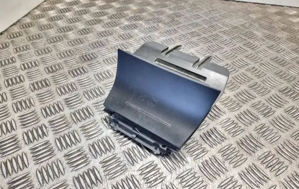 Skoda Octavia Mk2 (1Z) Car ashtray 1Z1857962B 1Z1863077A
