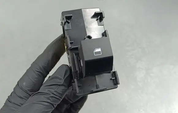 KIA Niro Electric window control switch 93581AT000