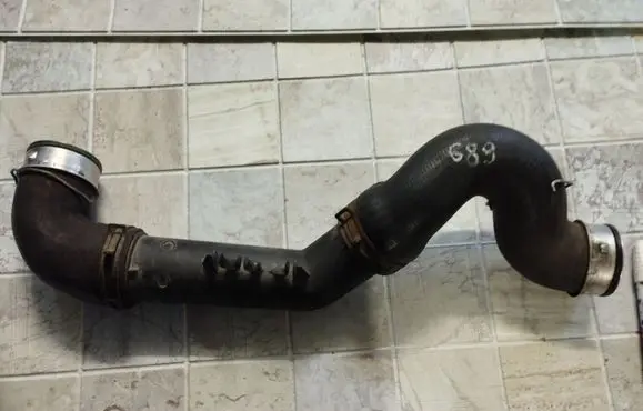 Volkswagen Golf Plus Intercooler hose/pipe 3C0145770B PA66GF30