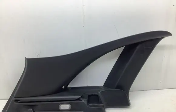 Mercedes-Benz B W246 W242 (D)pillar trim (top) A2466902925