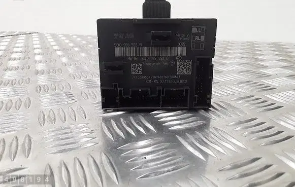 Volkswagen Golf VII Door control unit/module 5Q0959593B