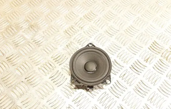 Volvo XC40 Front door speaker 31456827