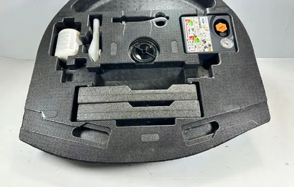 Ford Kuga II Voltmeter 