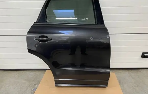 Audi Q5 SQ5 Rear door LZ7L