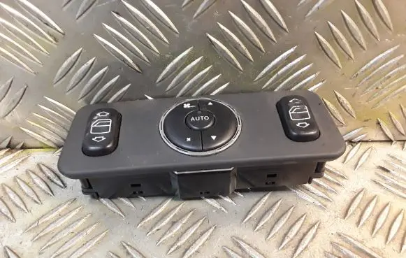 Mercedes-Benz ML W163 Interior fan control switch 1638200326 A1638200326