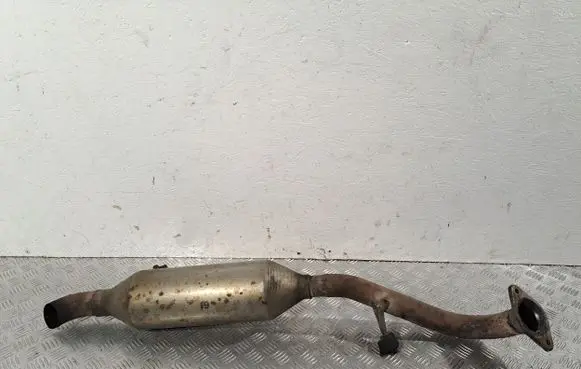 Toyota Verso Rear muffler/silencer tail pipe 174300R090 30R06
