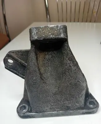 Audi A6 S6 C6 4F Engine mounting bracket 4B0199308 54313