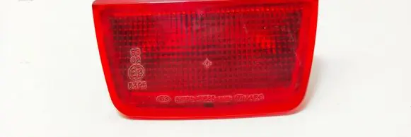 KIA Clarus Third/center stoplight 0395