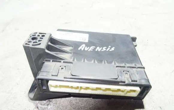 Toyota Avensis T270 Air conditioning/heating control unit 8865005251