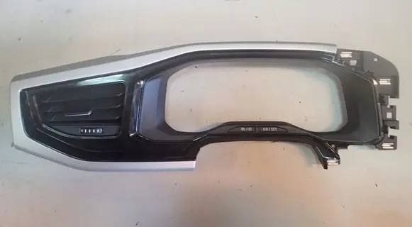 Volkswagen Polo VI Dashboard trim 2G1858415A