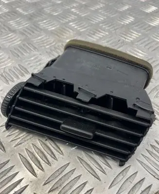 BMW 5 E60 E61 Dashboard side air vent grill/cover trim 14121810 6910732