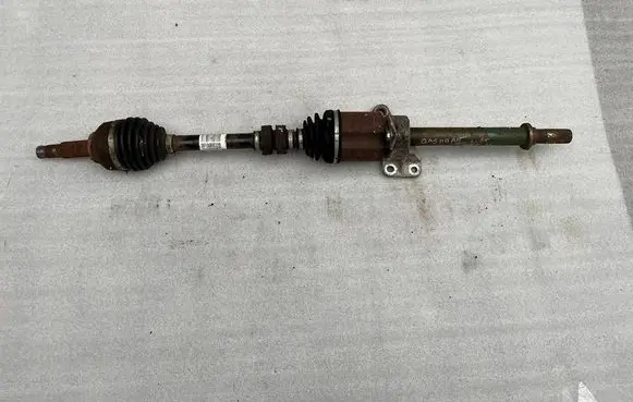 Nissan Qashqai Front driveshaft 39100BB32B