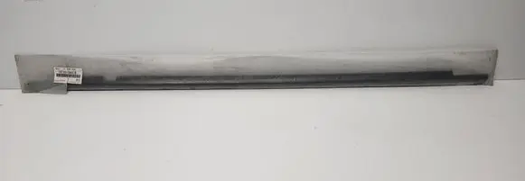 Toyota Corolla Verso AR10 Front door trim (molding) 7572064010