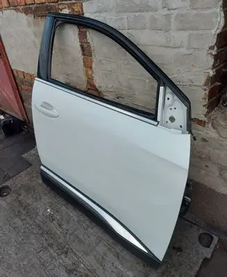 Peugeot 3008 II Front door