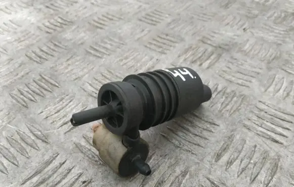 Mercedes-Benz B W245 Windscreen/windshield washer pump