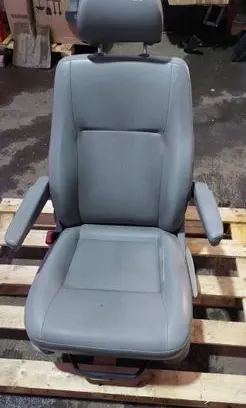 Volkswagen Transporter - Caravelle T5 Front driver seat 7H0881202