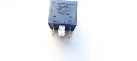 Ford Mondeo Mk III Other relay 5m5t14b192ca v23136-b1-x66