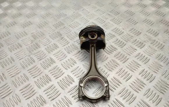 Seat Ateca Piston with connecting rod 04EAM DPC