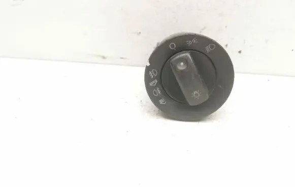 Audi A4 S4 B7 8E 8H Light switch 8E0941531C