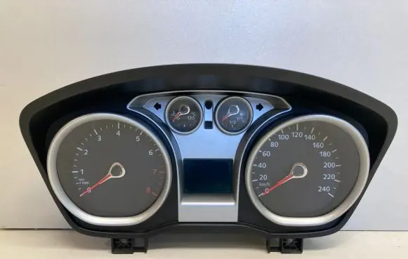 Ford Focus Speedometer (instrument cluster) 8V4T10849EF