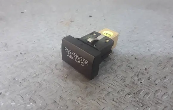 Volkswagen Polo V 6R Passenger airbag on/off switch 6R0919234