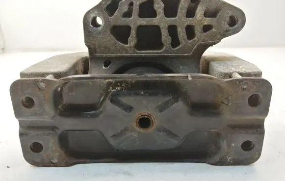 Ford Transit Engine mount bracket 3C117M124AD
