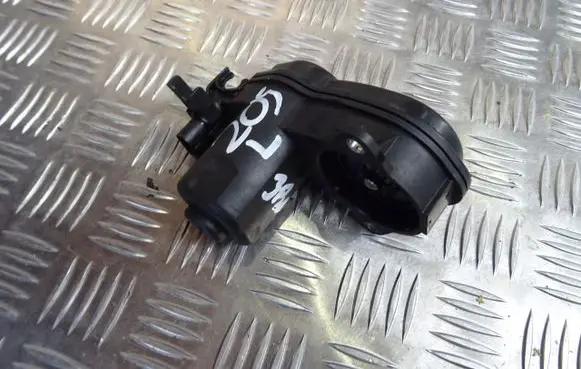 Mercedes-Benz C W205 Front Brake Caliper Pad/Carrier A0009061203