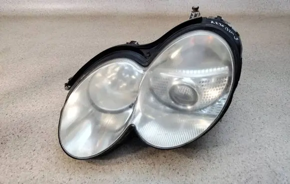 Headlight/headlamp