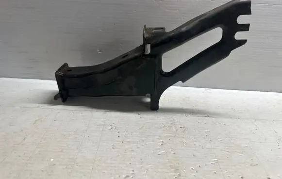 Volvo XC60 Front bumper shock/impact absorber 