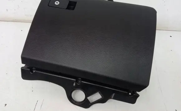 Volkswagen PASSAT B6 Glove box