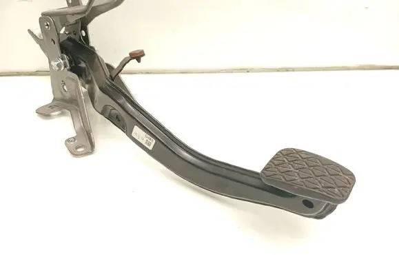 Mazda 6 Brake pedal S0855