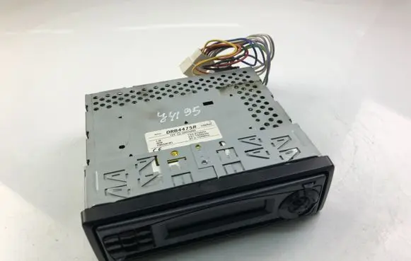 Suzuki Alto Radio/CD/DVD/GPS head unit DRB4475R