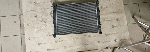 Renault Scenic II - Grand scenic II Coolant radiator 8200357536